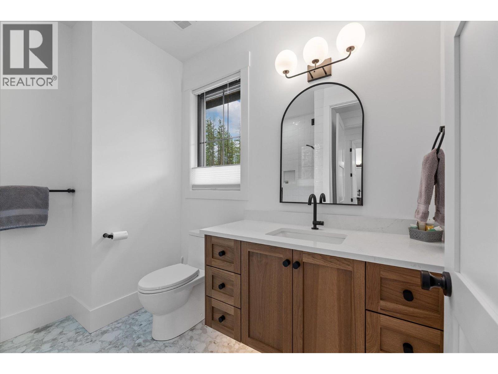5631 Upper Mission Court