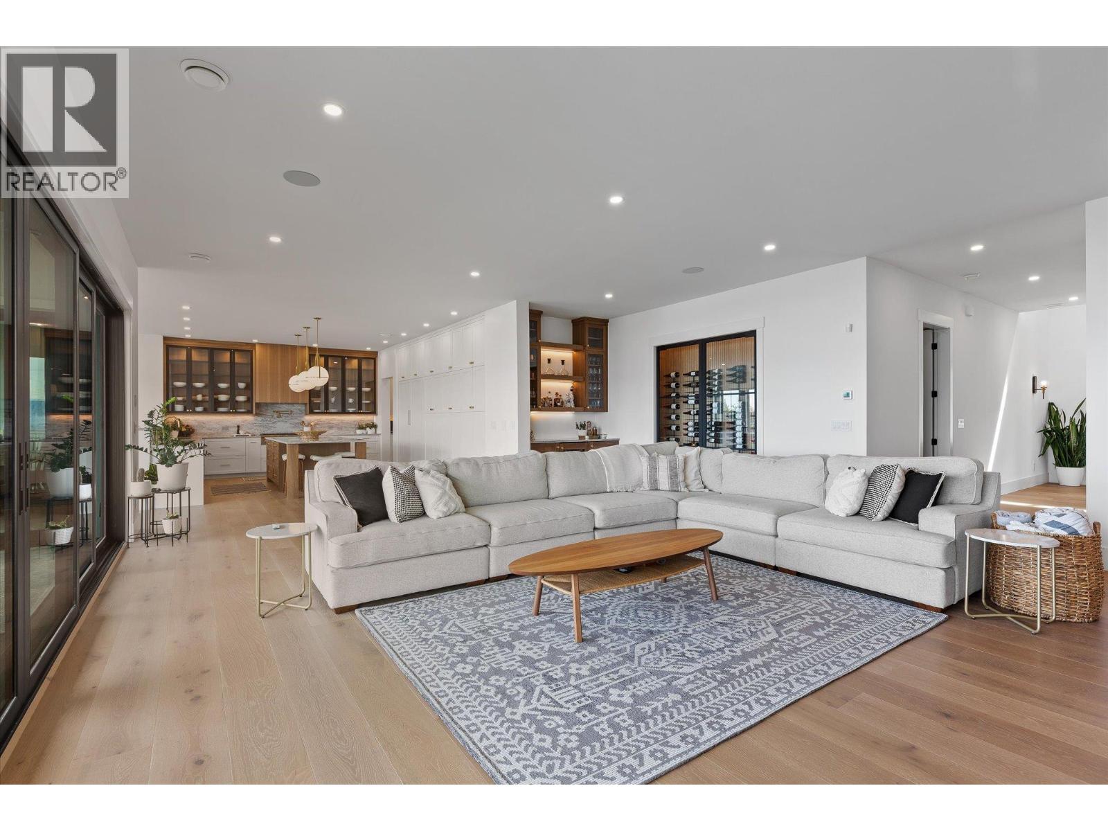 5631 Upper Mission Court