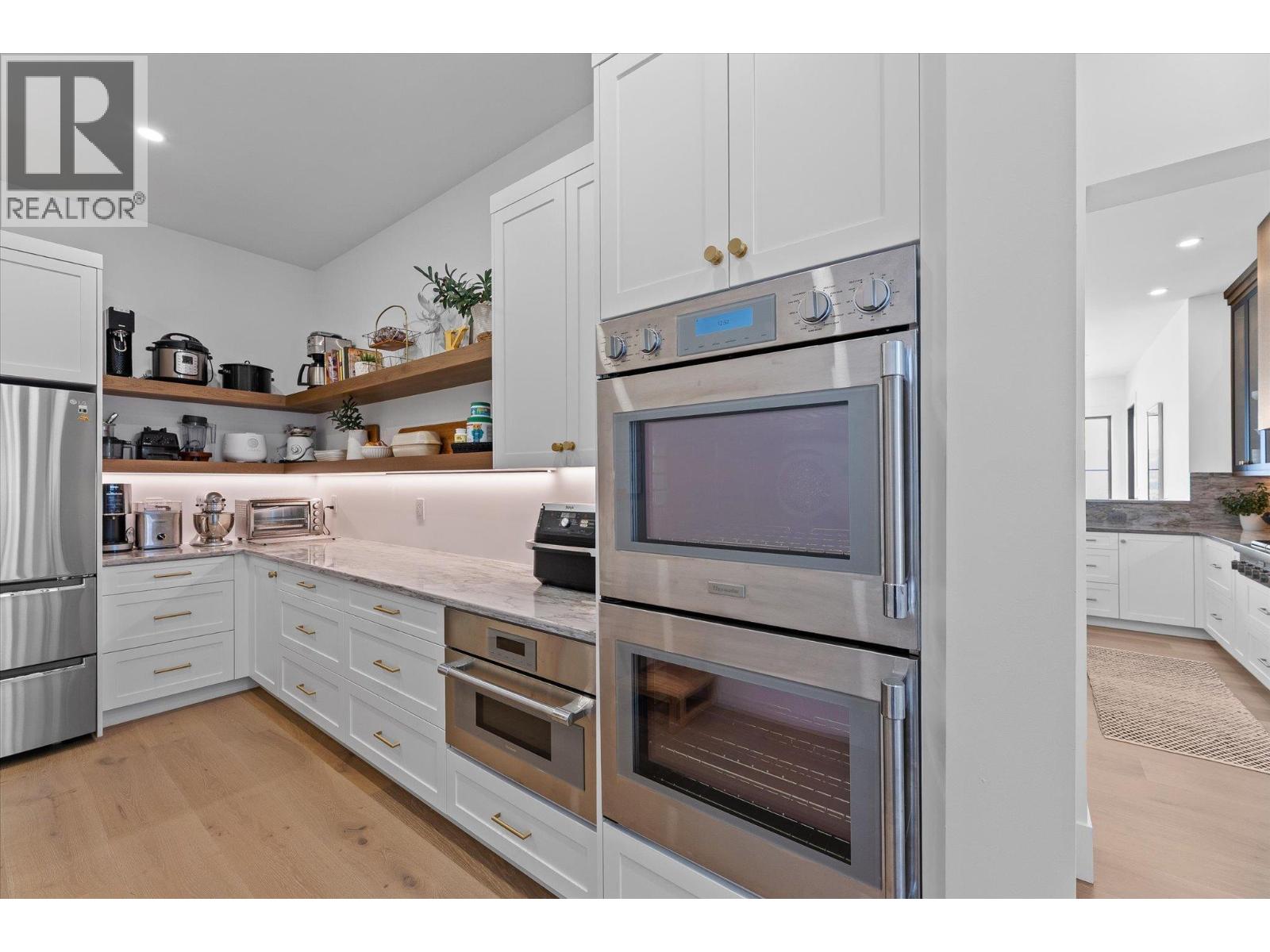 5631 Upper Mission Court