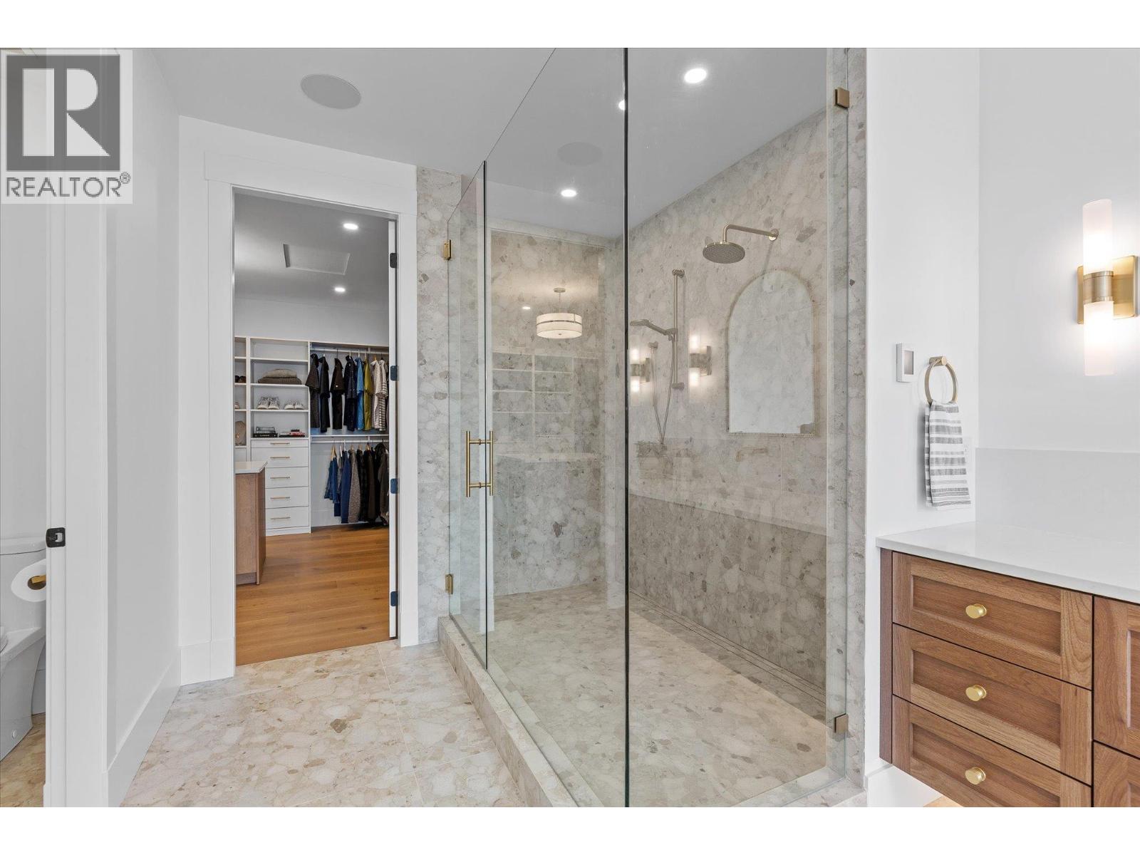 5631 Upper Mission Court