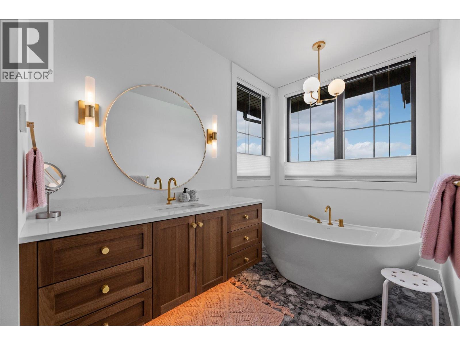 5631 Upper Mission Court