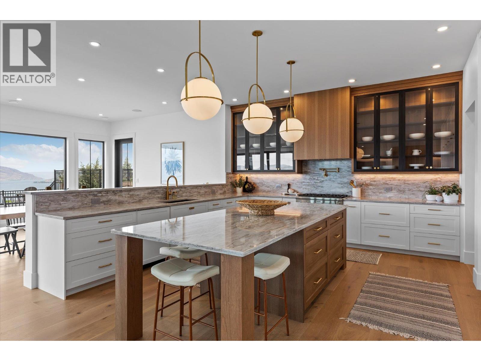 5631 Upper Mission Court