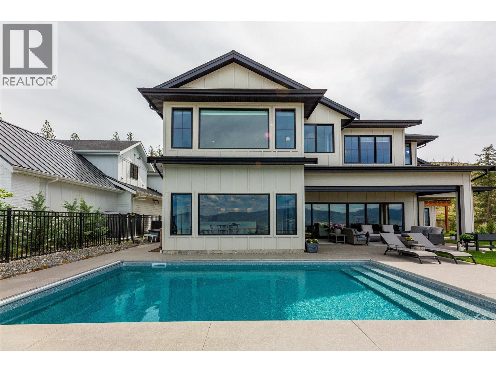 5631 Upper Mission Court