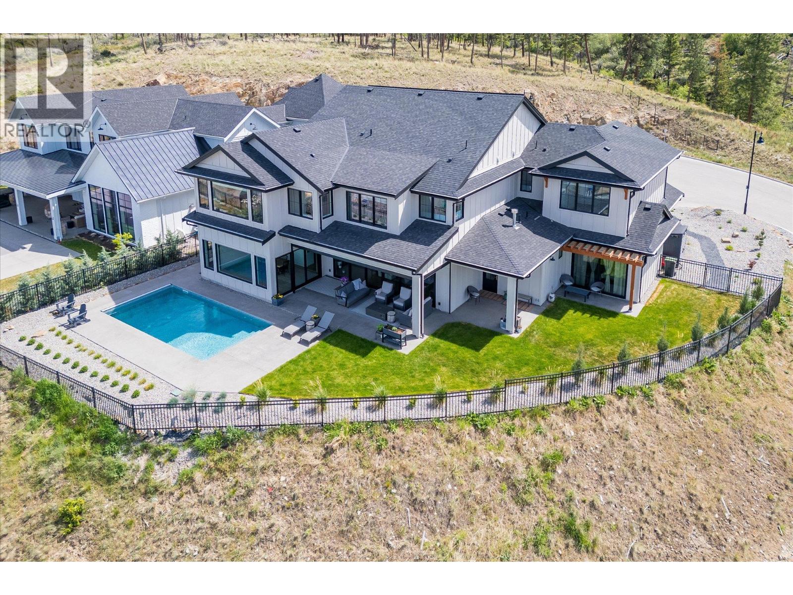 5631 Upper Mission Court