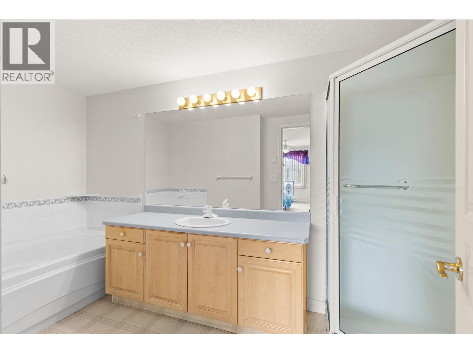 3890 Brown Road Unit# 202