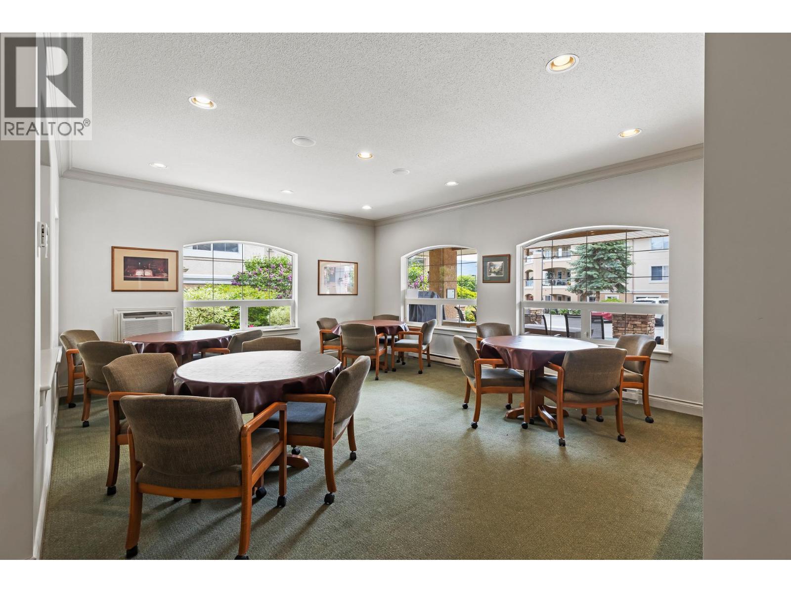 3890 Brown Road Unit# 202