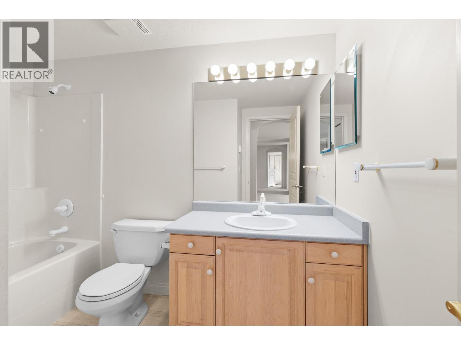 3890 Brown Road Unit# 202