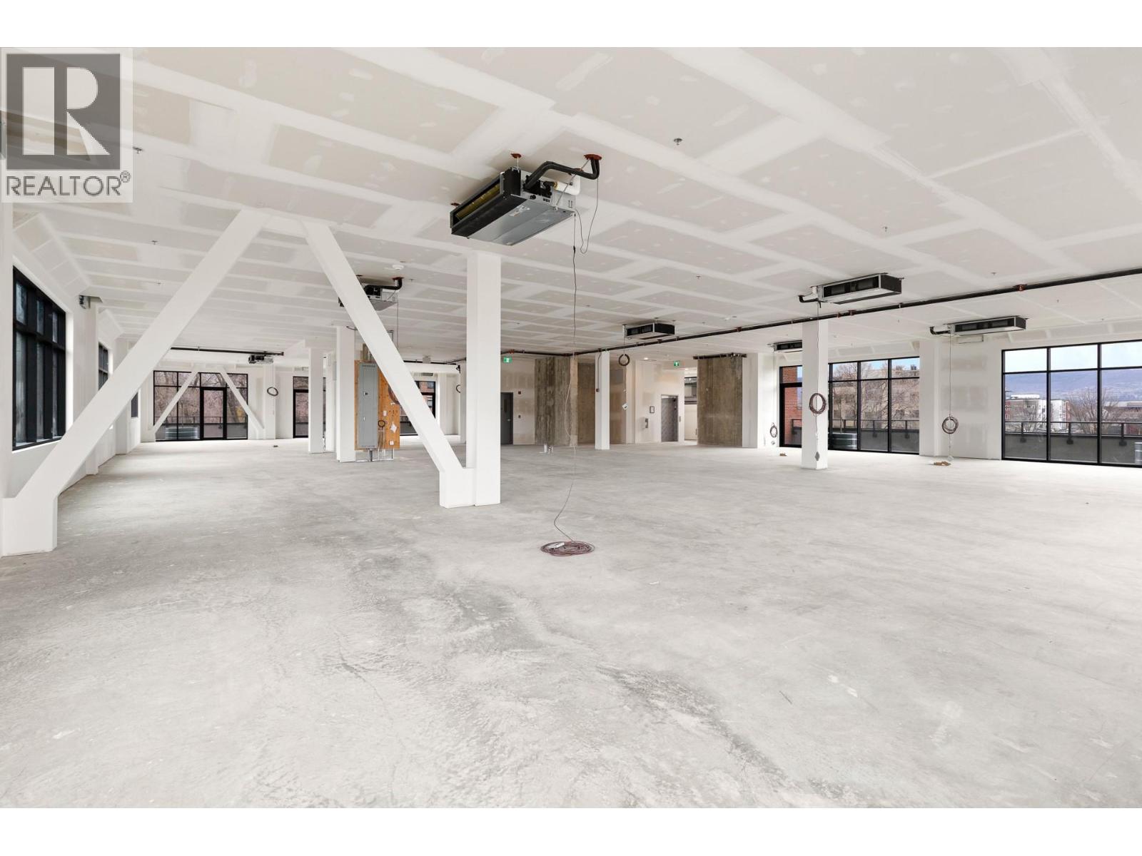 550 Osprey Avenue Unit# 3rd FL