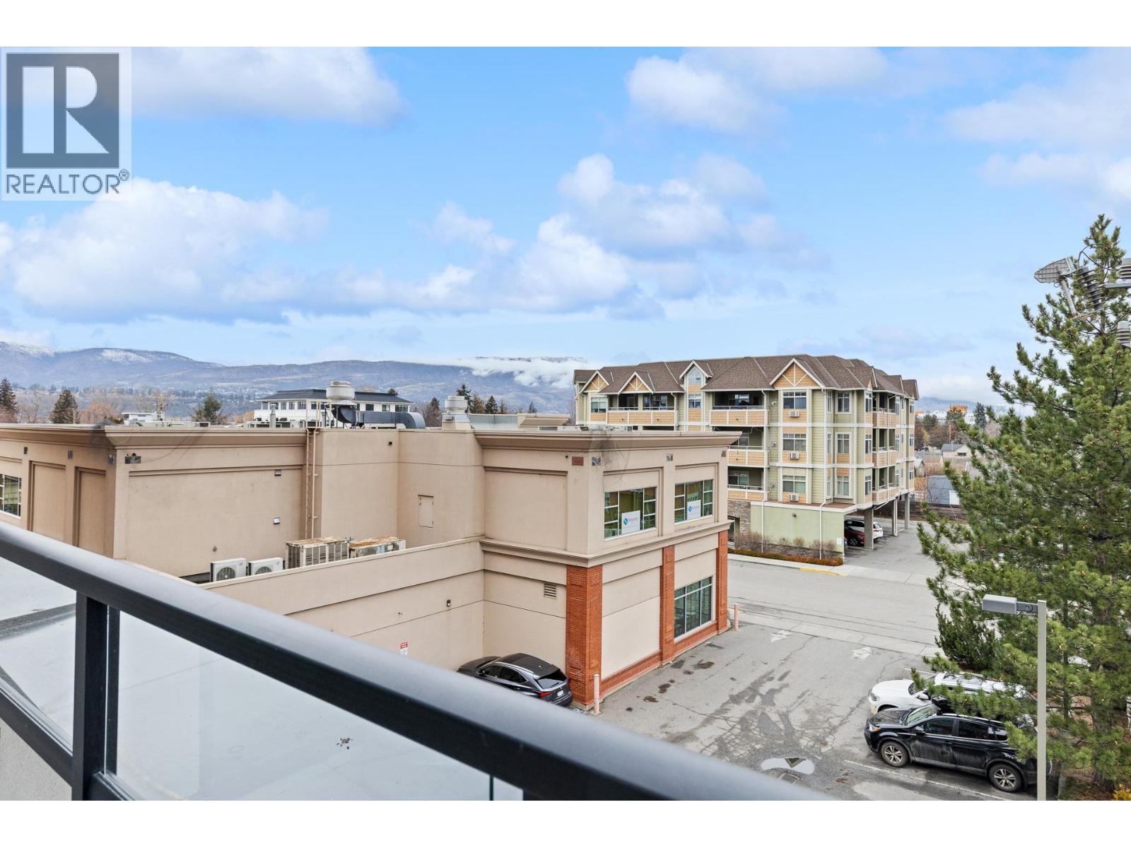 550 Osprey Avenue Unit# 3rd FL