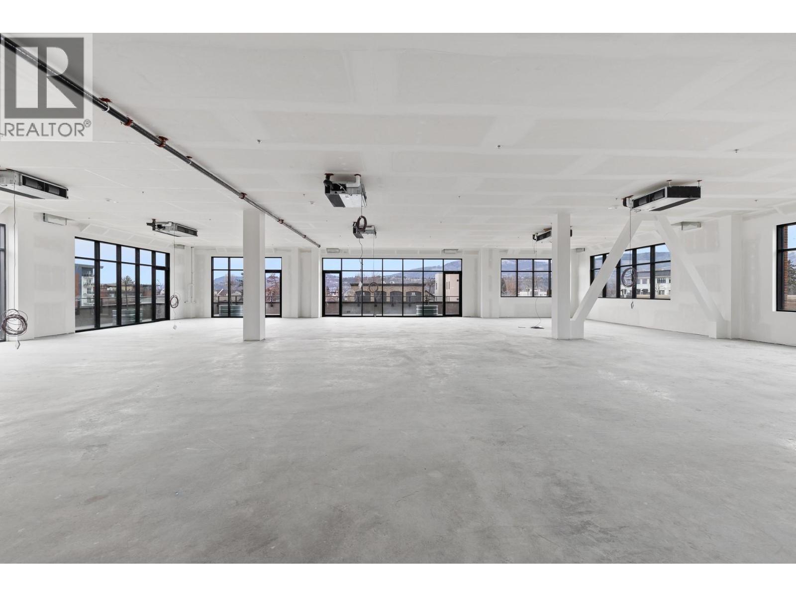 550 Osprey Avenue Unit# 3rd FL