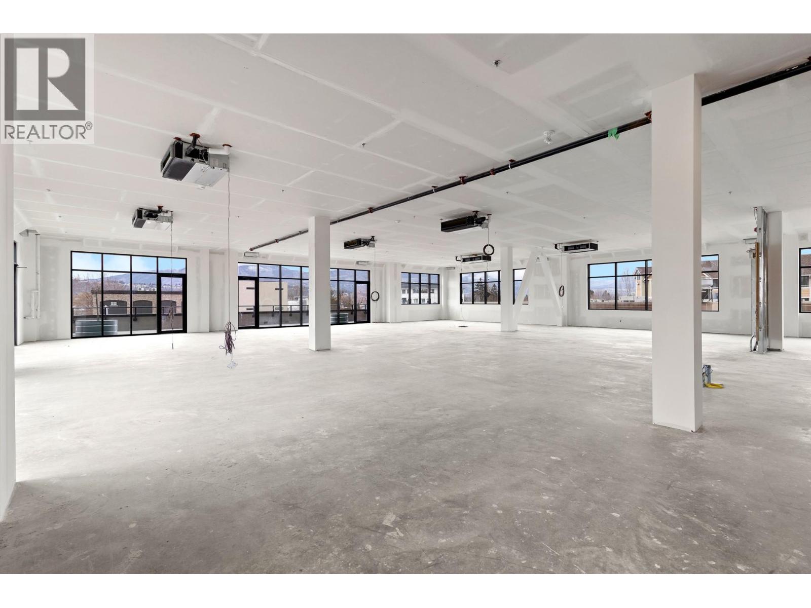 550 Osprey Avenue Unit# 3rd FL