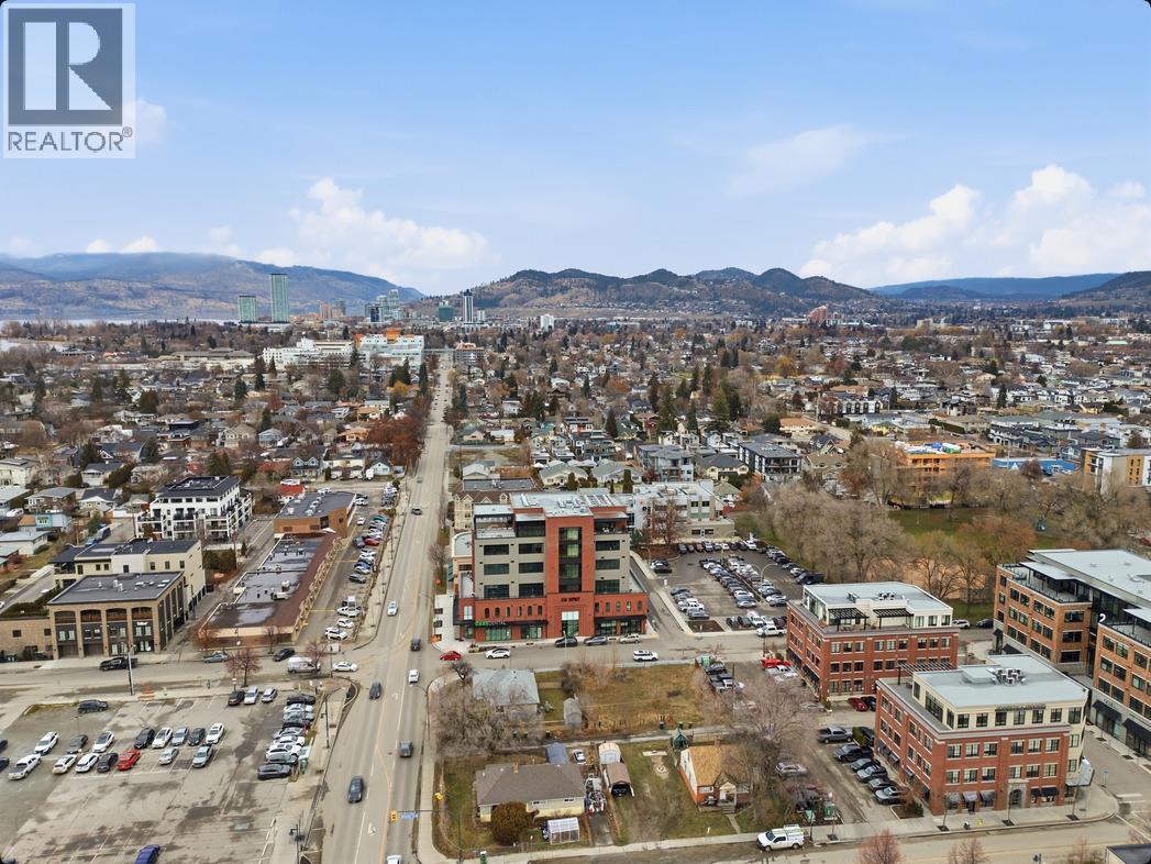 550 Osprey Avenue Unit# 3rd FL