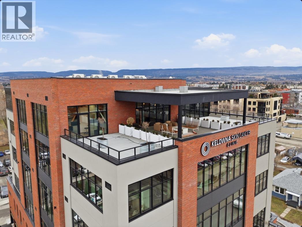 550 Osprey Avenue Unit# 3rd FL