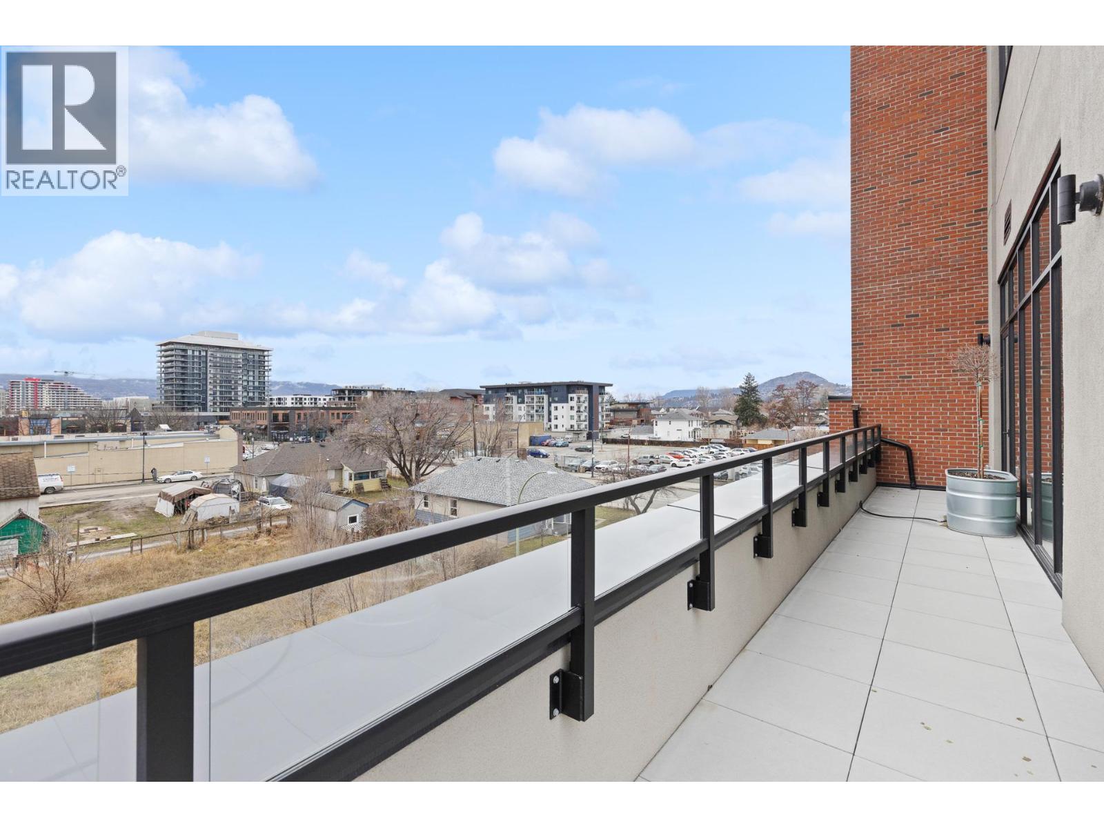 550 Osprey Avenue Unit# 3rd FL