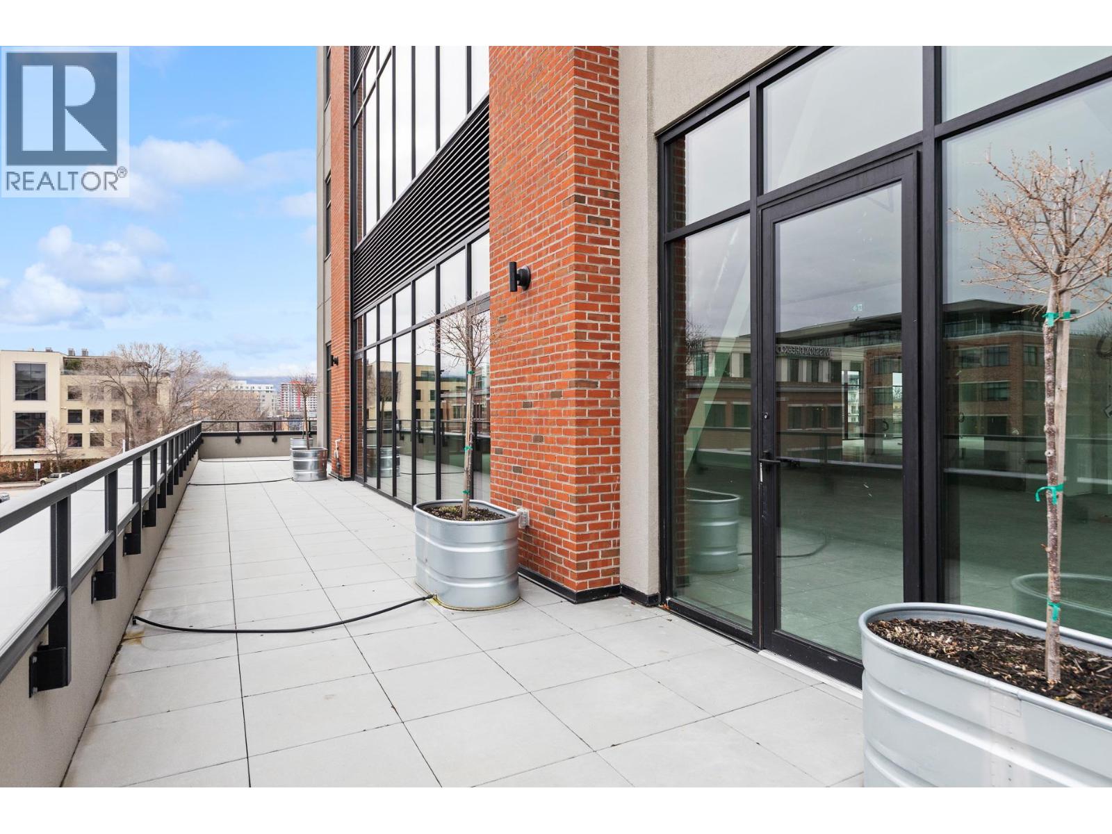 550 Osprey Avenue Unit# 3rd FL