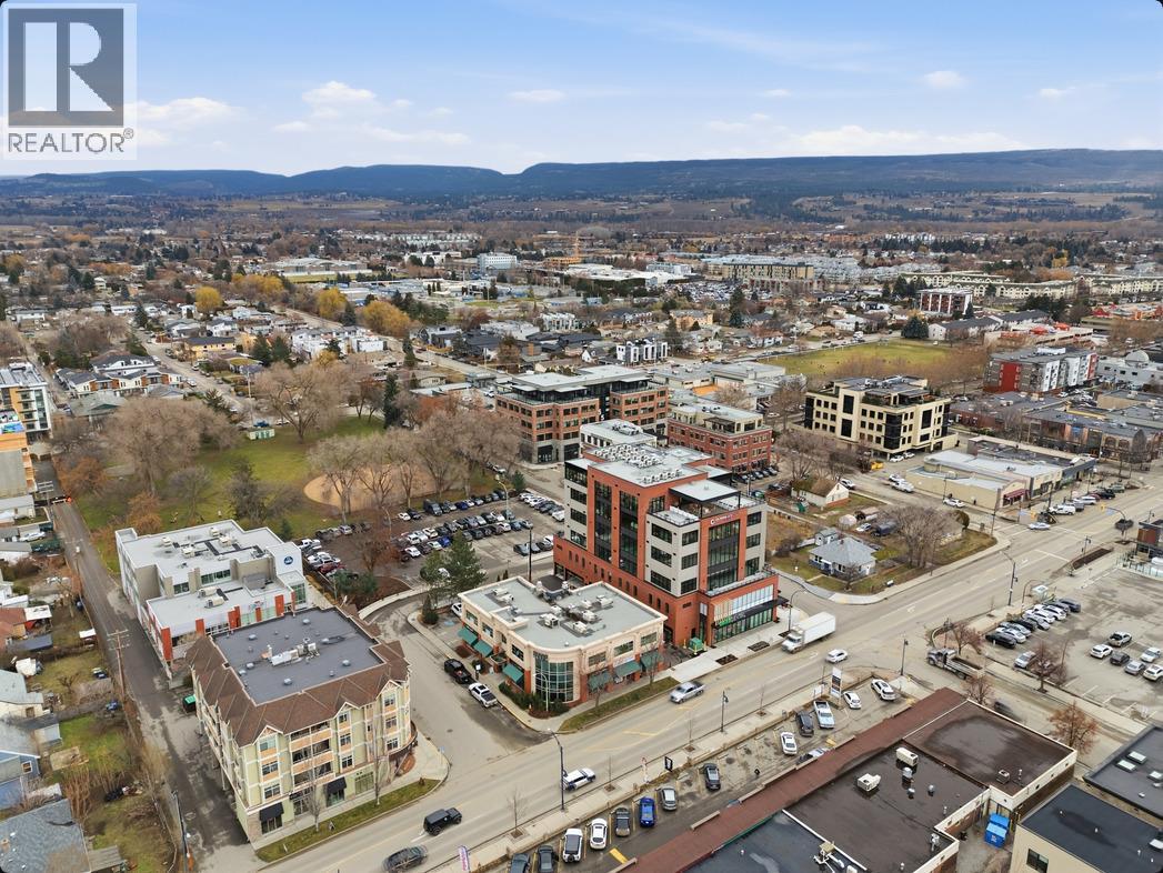 550 Osprey Avenue Unit# 3rd FL