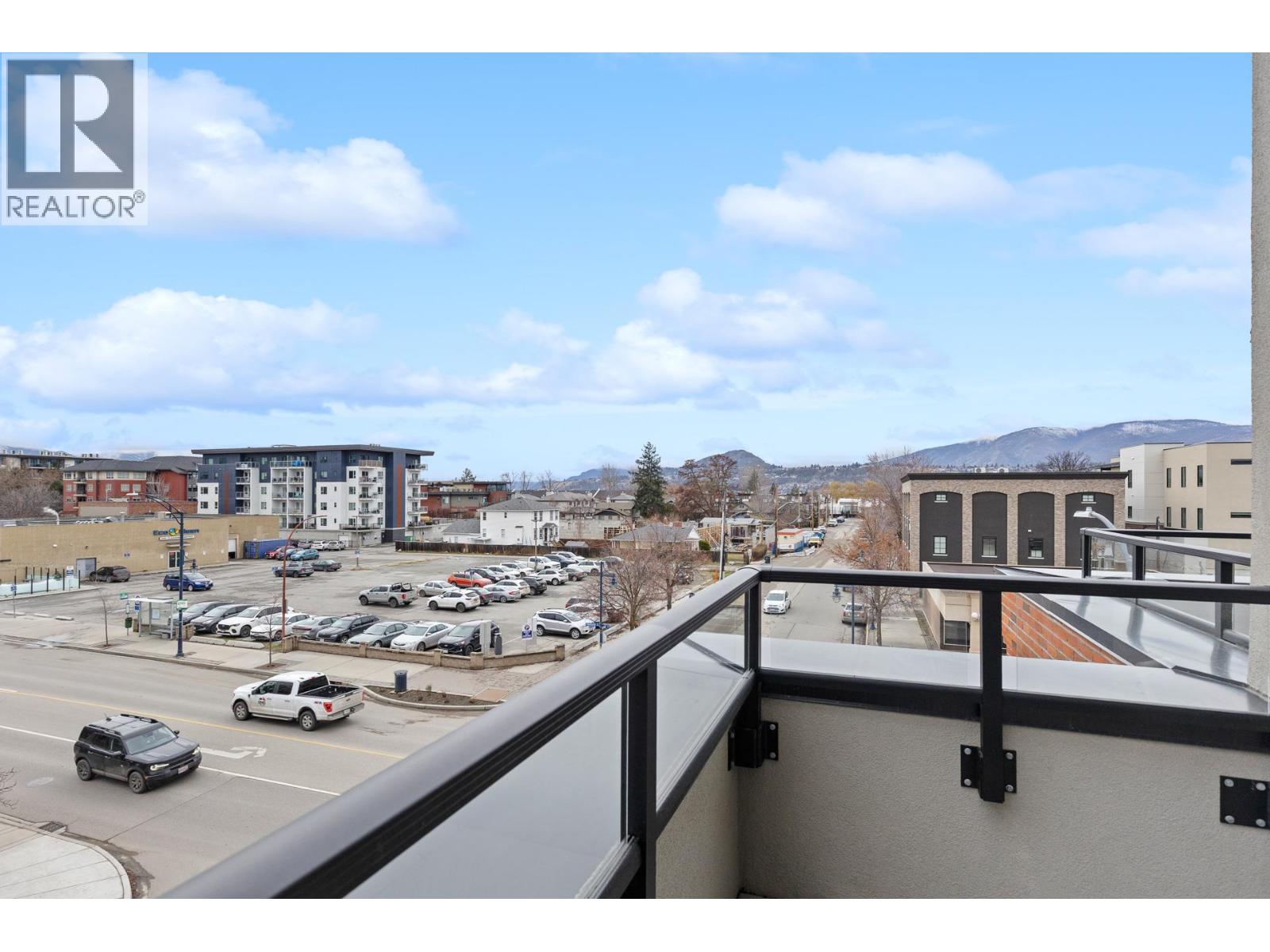550 Osprey Avenue Unit# 3rd FL