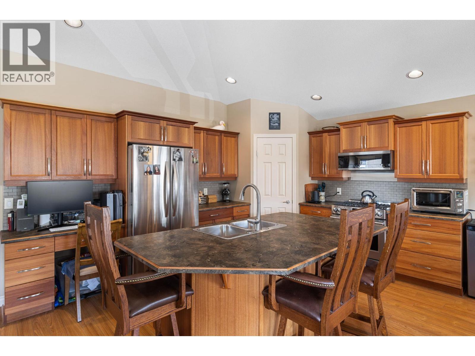 534 South Crest Drive