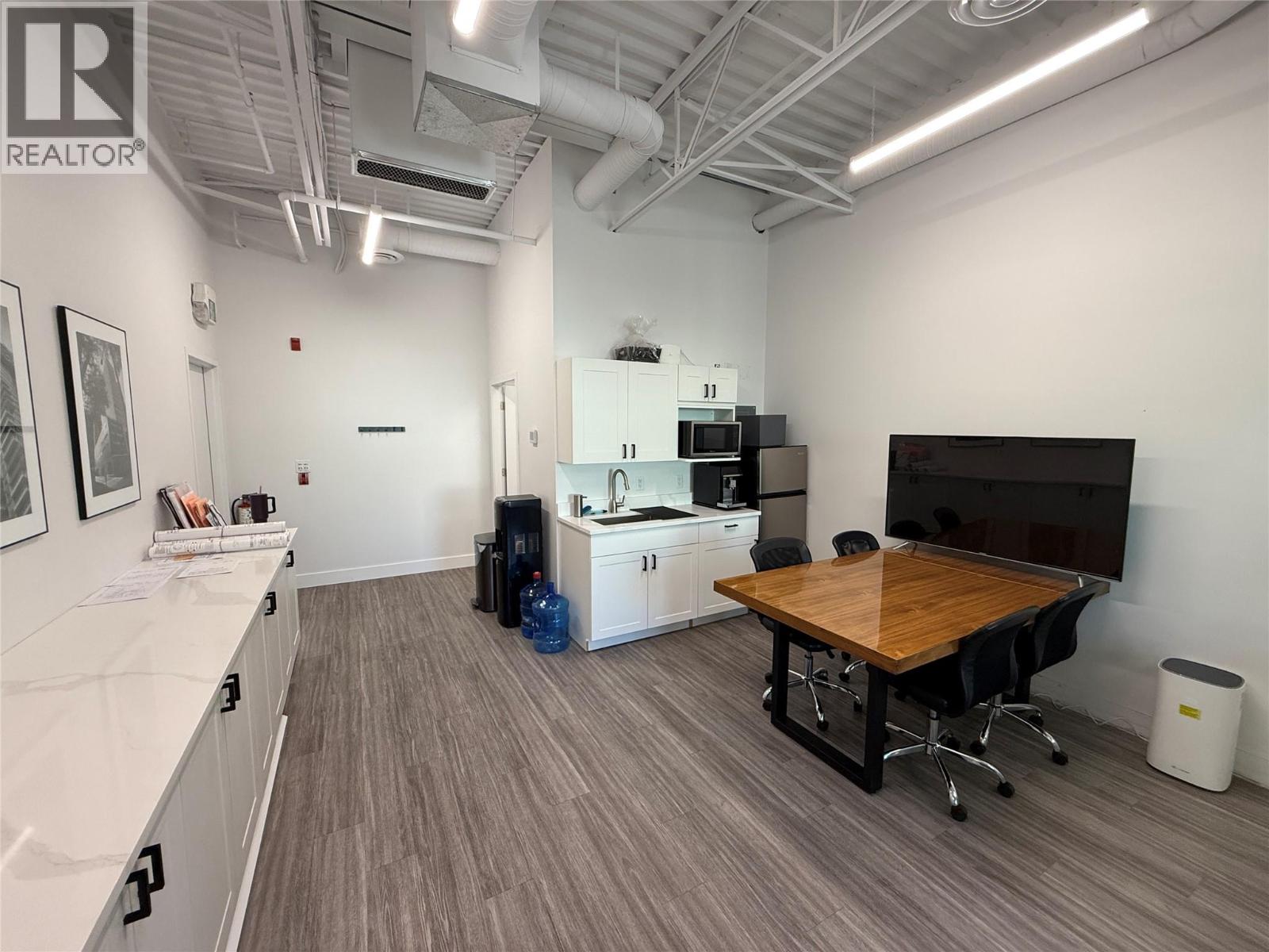 815 Vaughan Avenue Unit# B-106