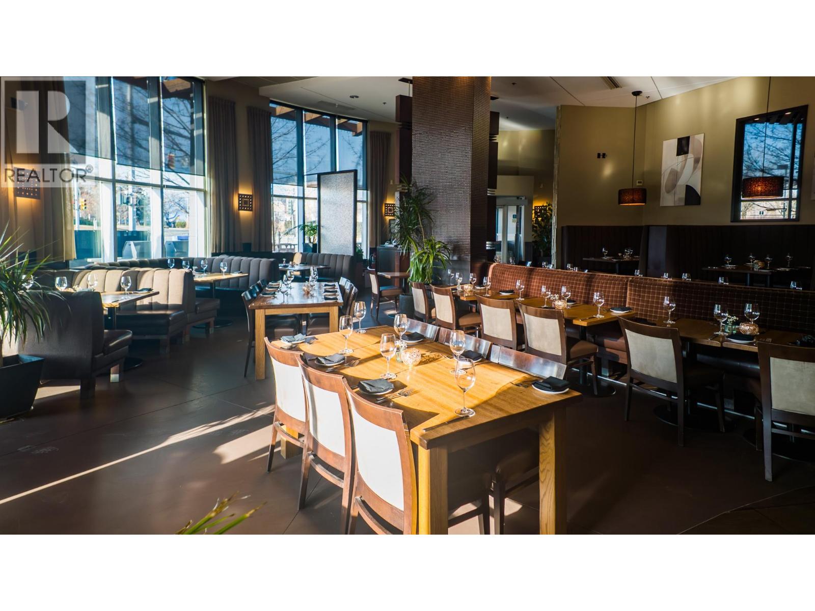 3799 Lakeshore Road