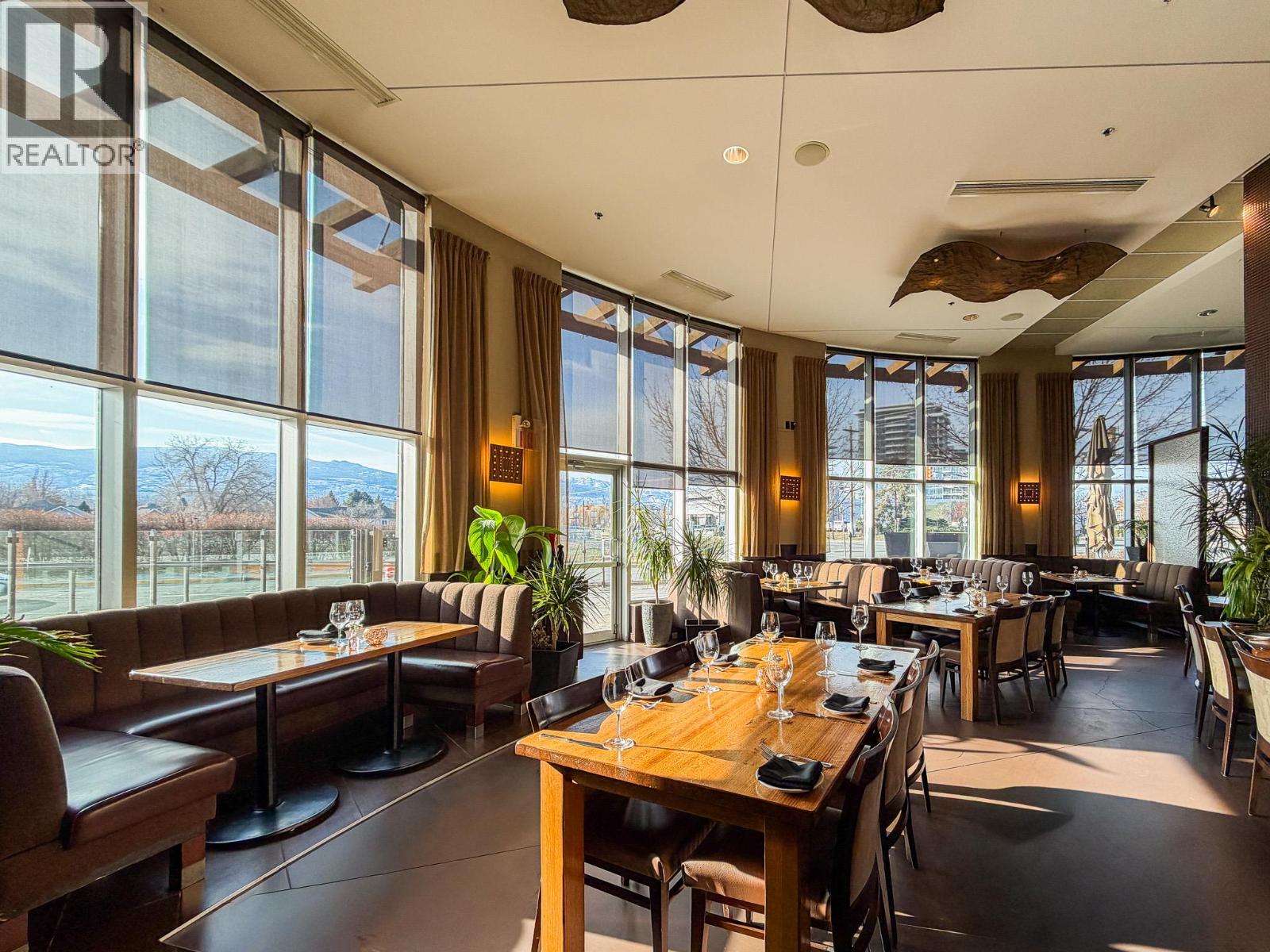3799 Lakeshore Road