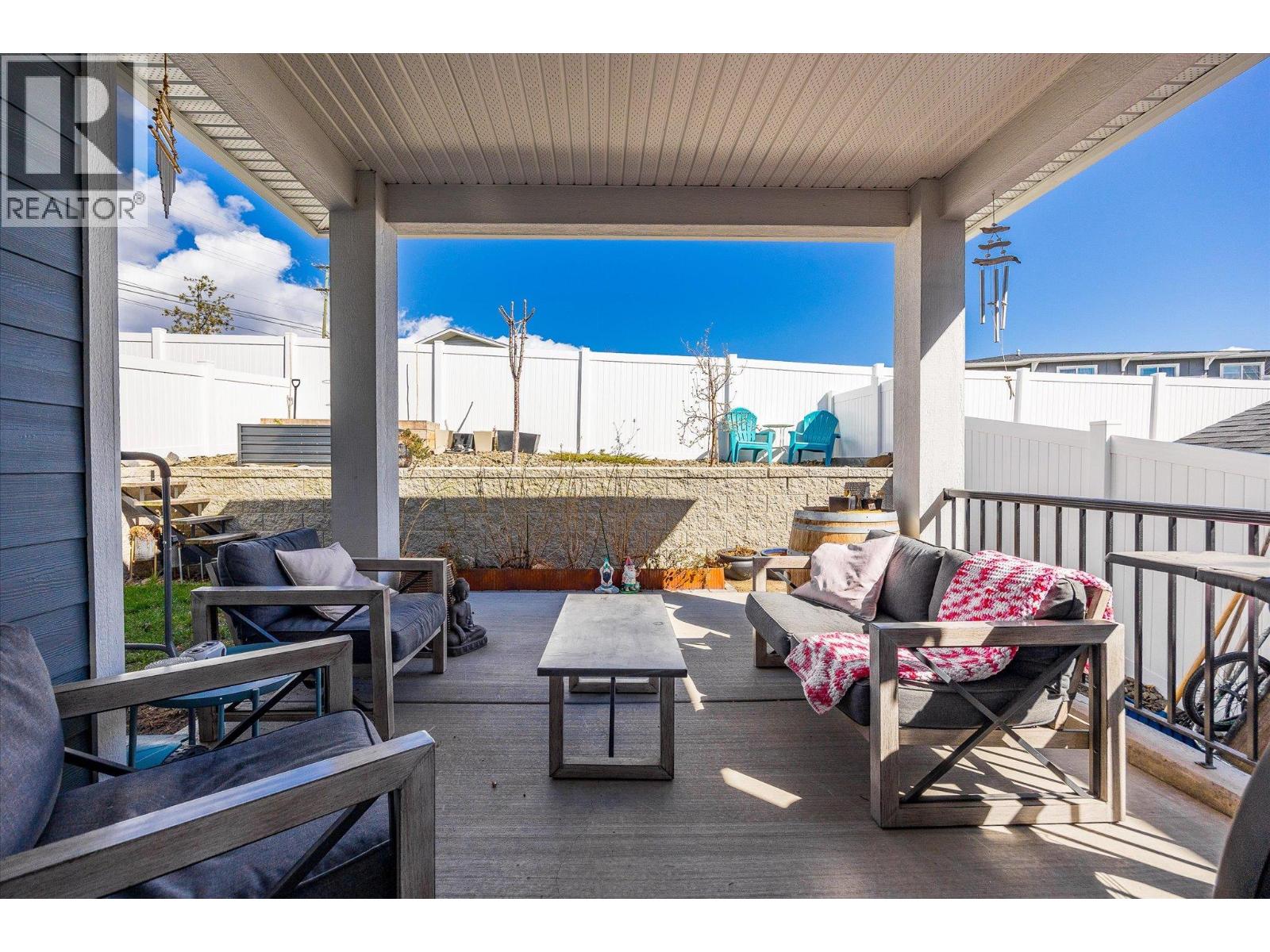 3321 Hawks Crescent