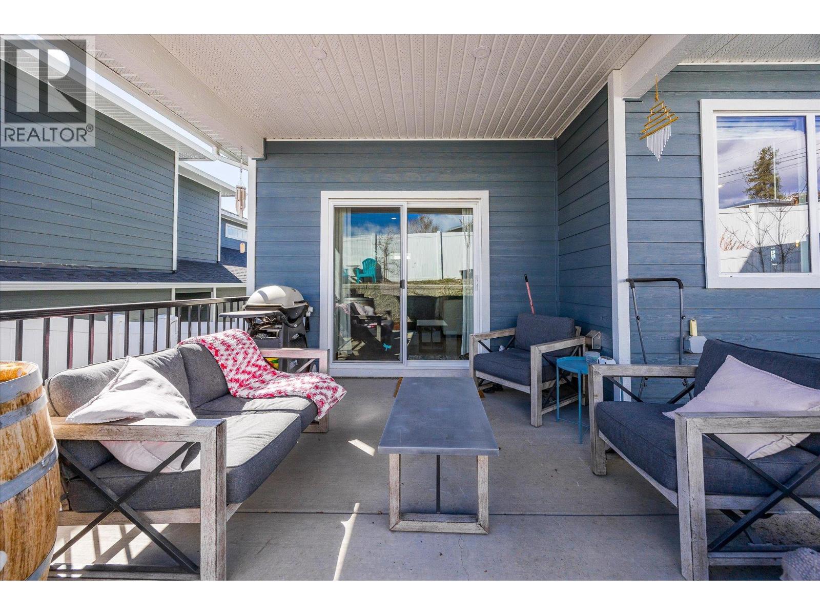 3321 Hawks Crescent