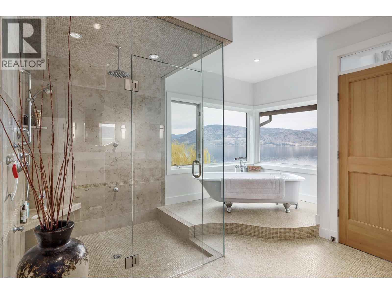 6850 Lakeshore Road