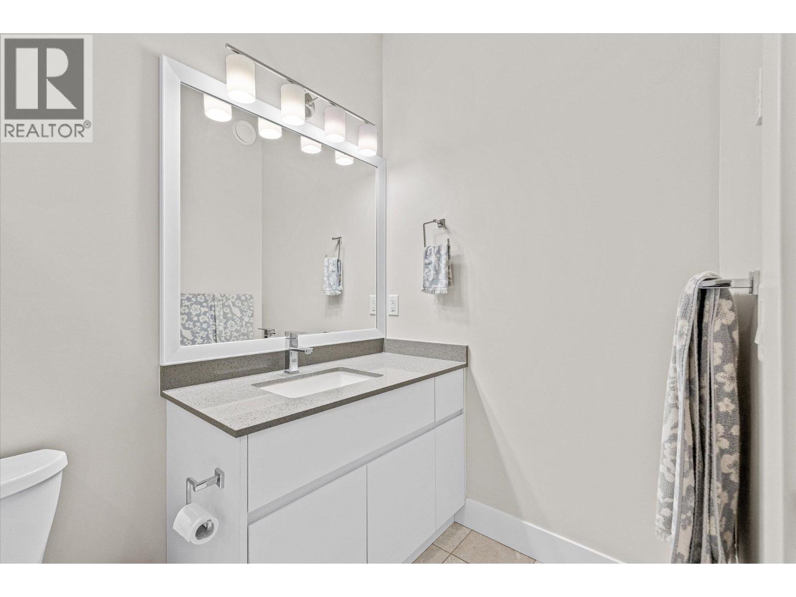 255 Taylor Road Unit# 17