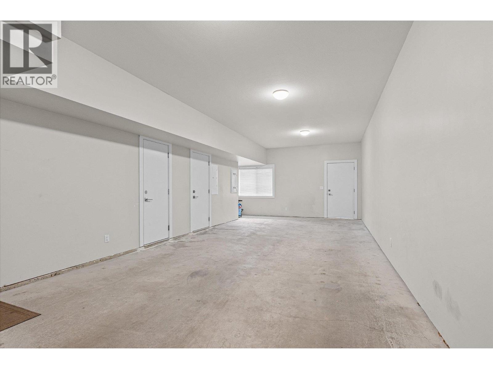 255 Taylor Road Unit# 17
