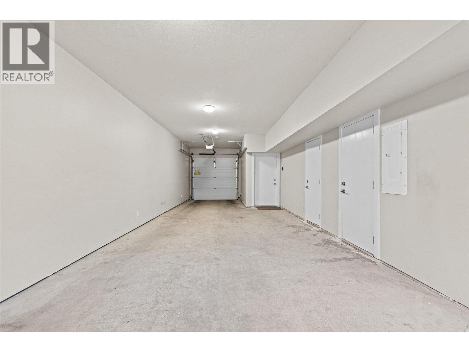 255 Taylor Road Unit# 17