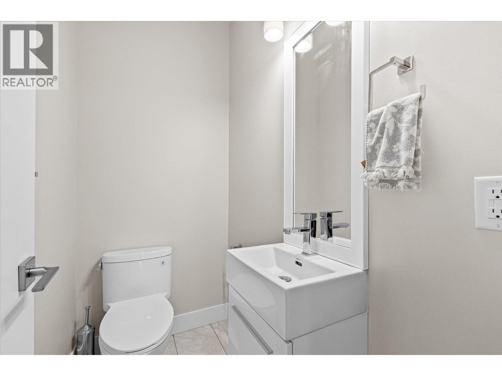 255 Taylor Road Unit# 17