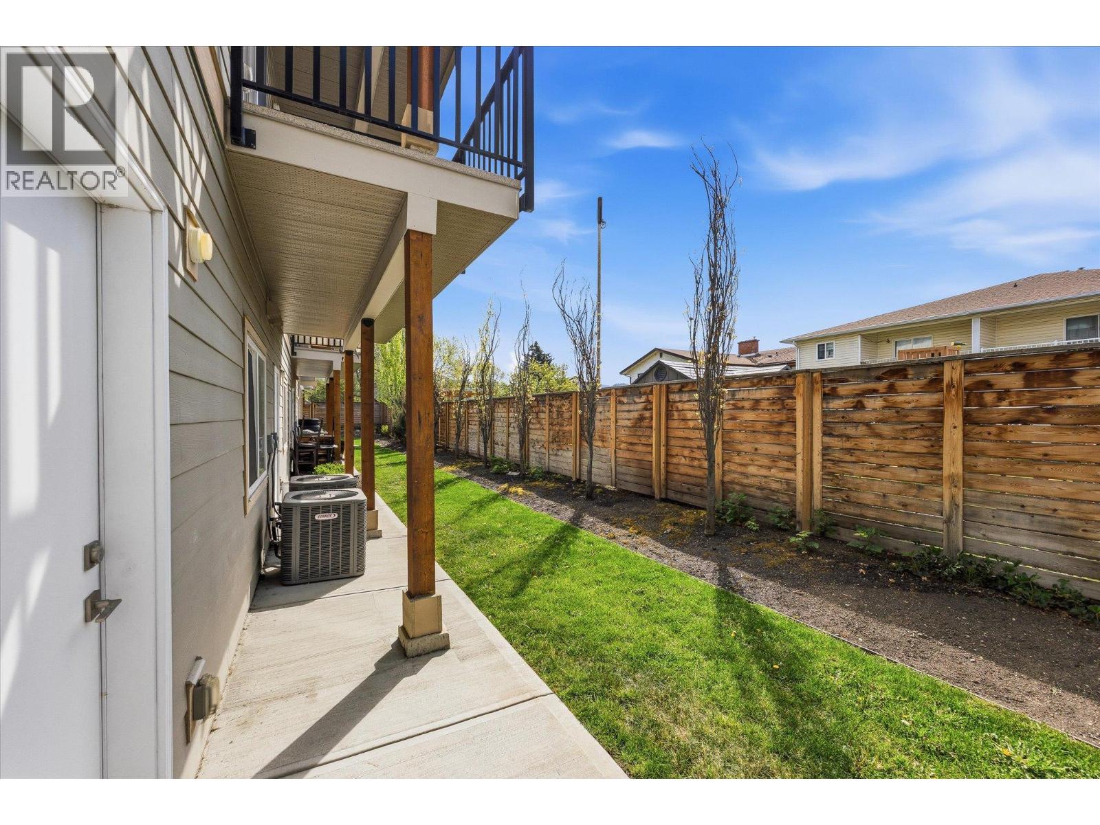 255 Taylor Road Unit# 17
