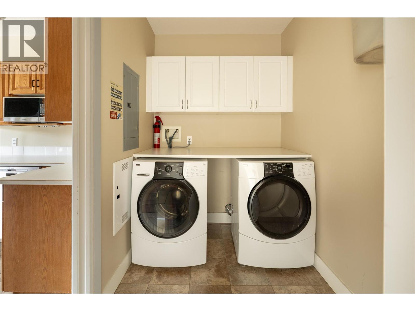 2377 Shannon Woods Drive Unit# 105
