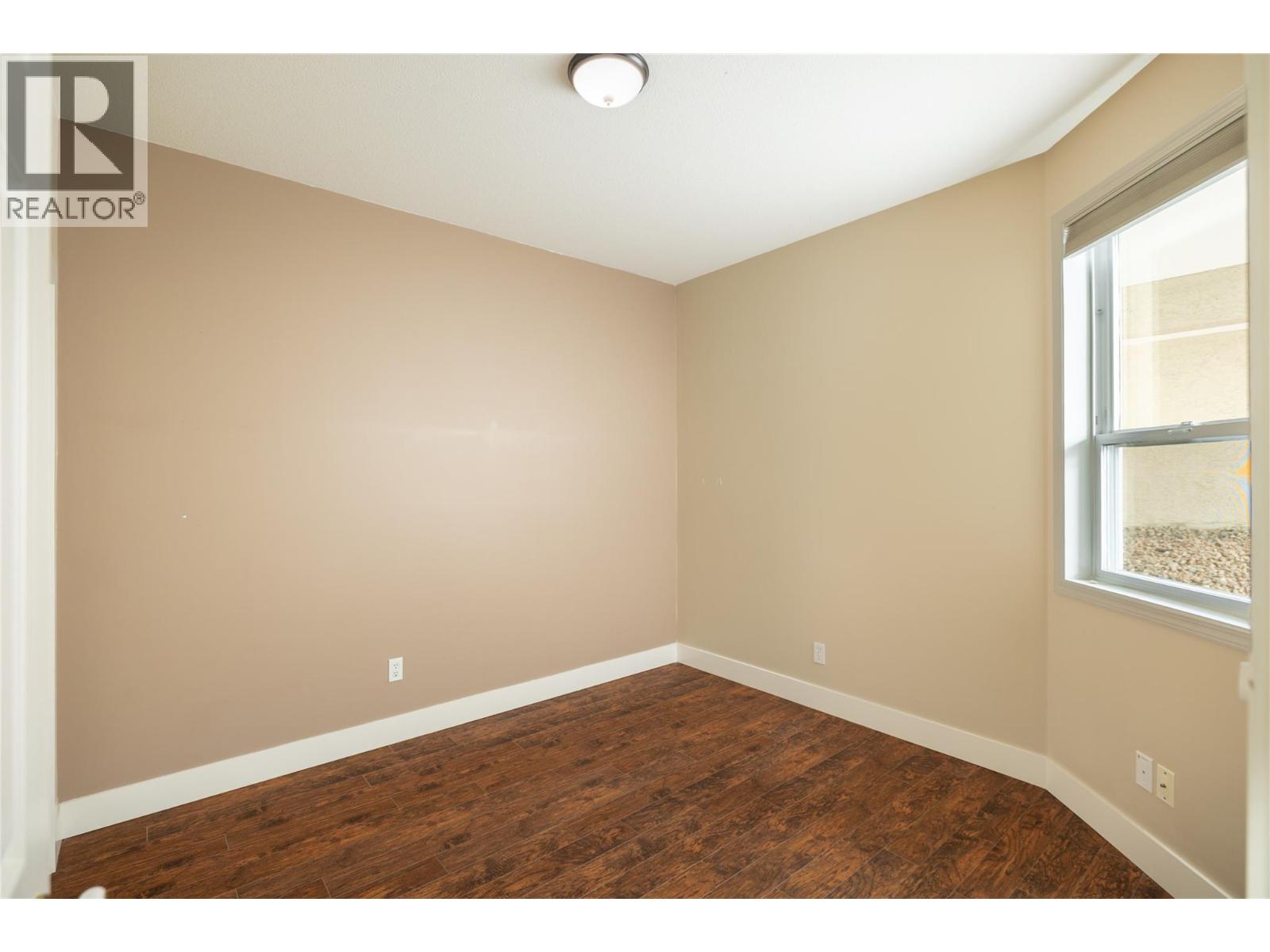 2377 Shannon Woods Drive Unit# 105