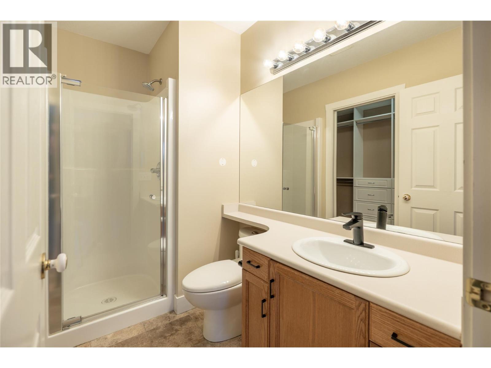 2377 Shannon Woods Drive Unit# 105