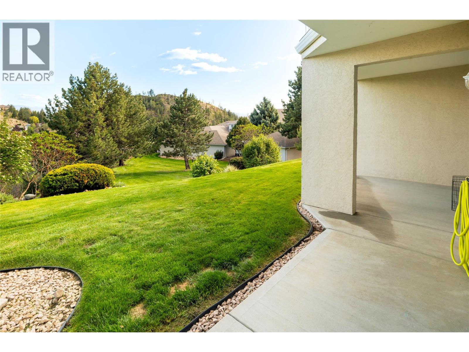 2377 Shannon Woods Drive Unit# 105