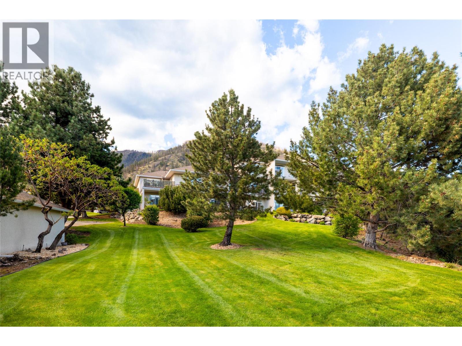 2377 Shannon Woods Drive Unit# 105