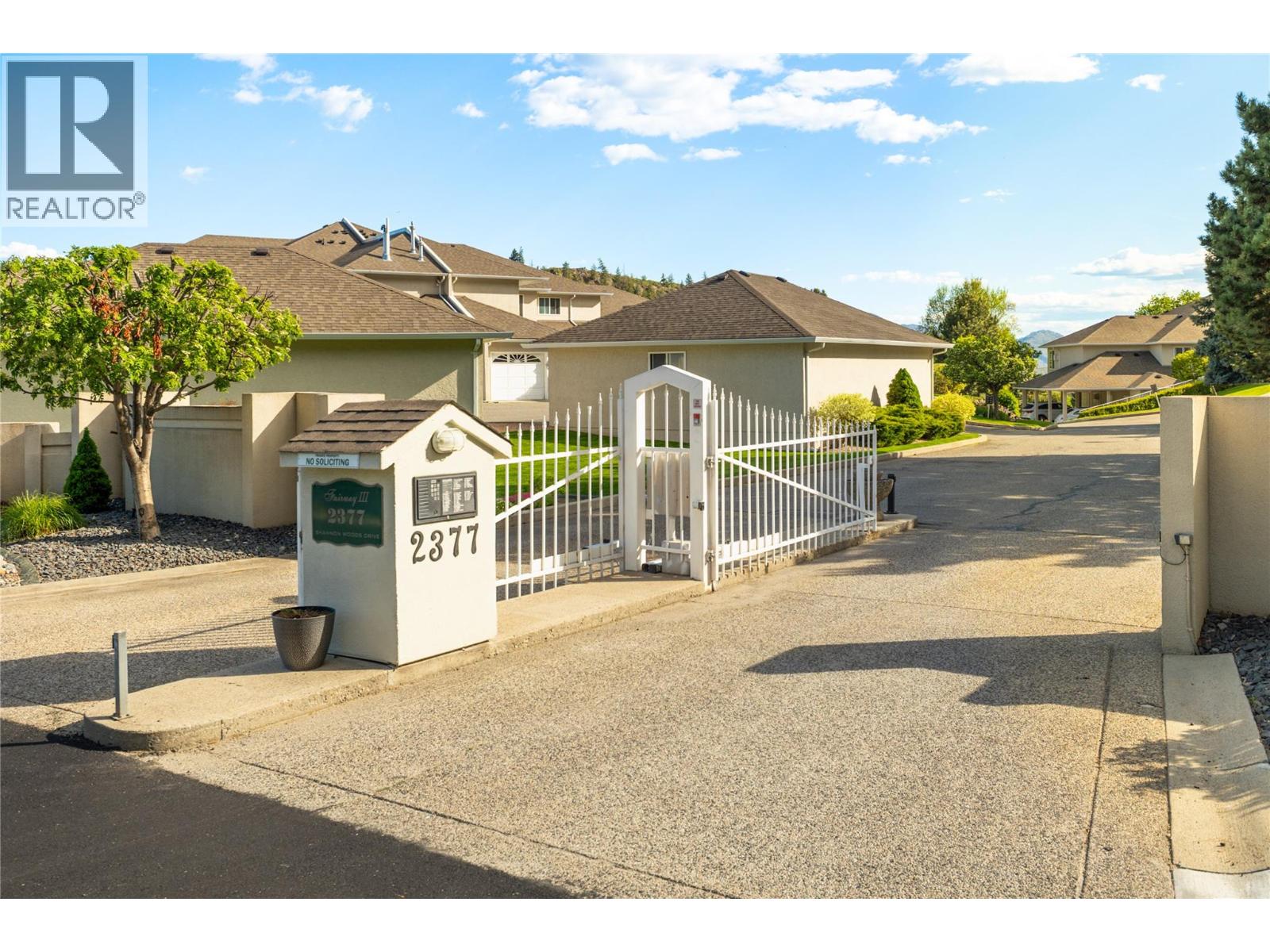 2377 Shannon Woods Drive Unit# 105