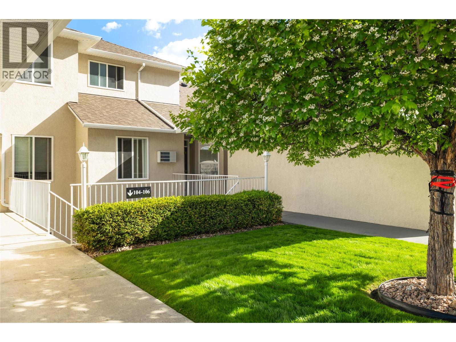 2377 Shannon Woods Drive Unit# 105