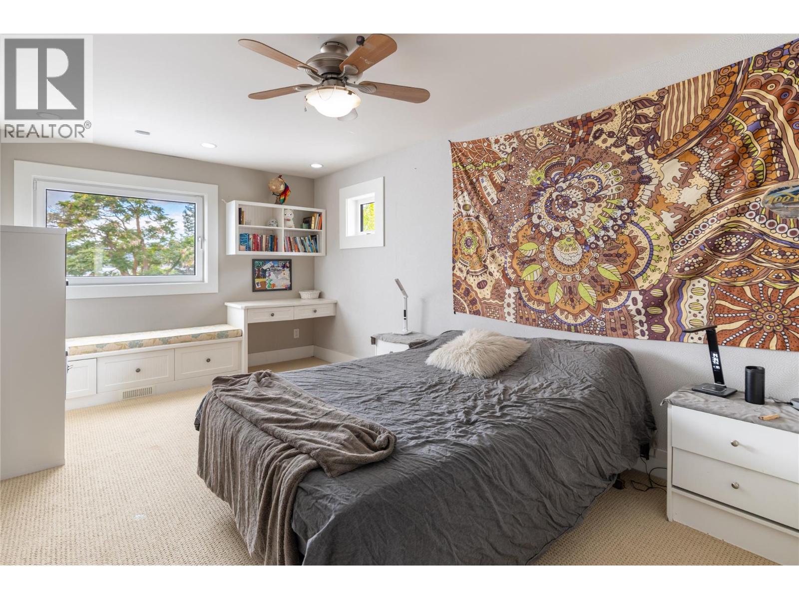 3908 Bluebird Road