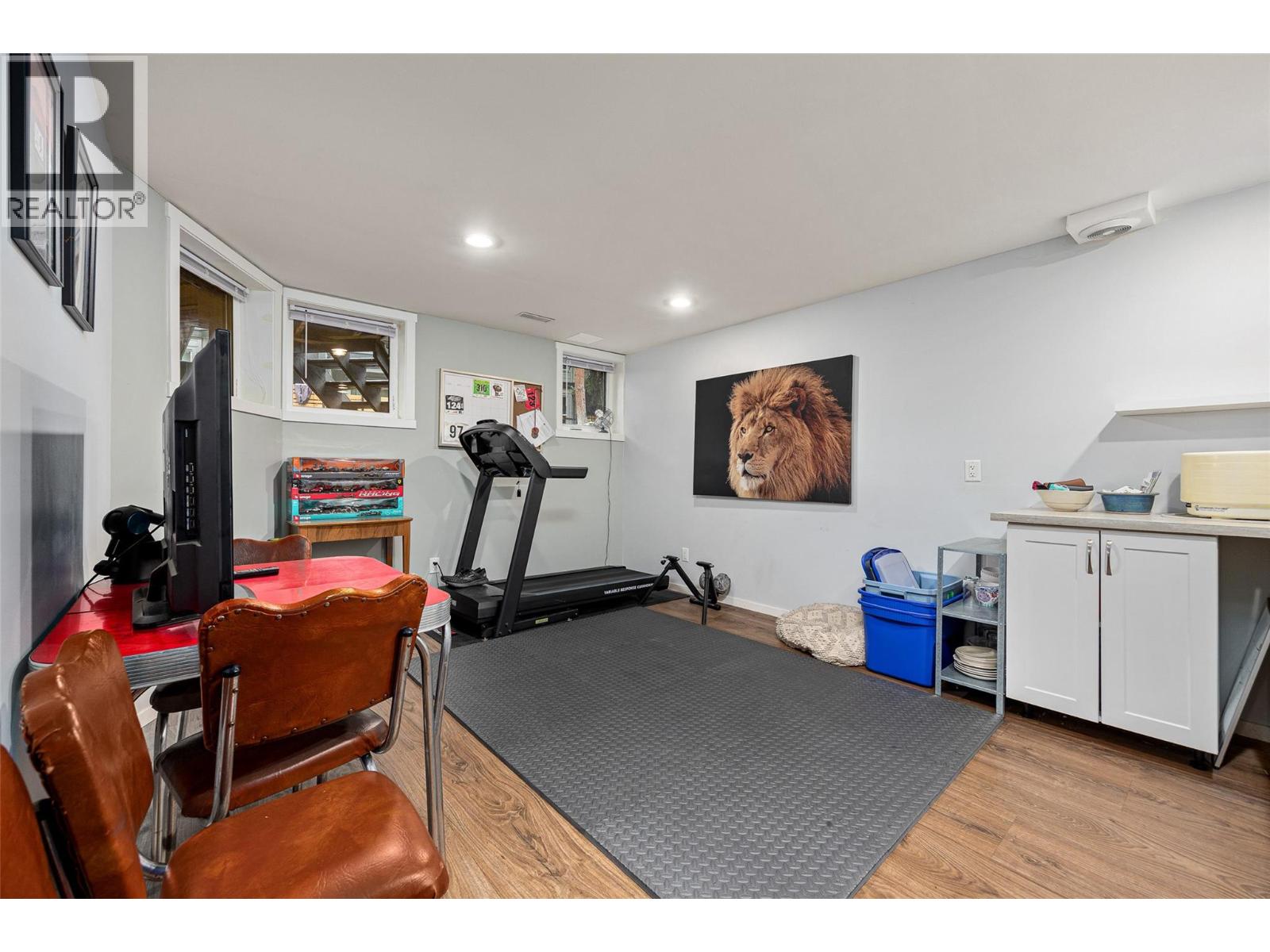 2125 Burtch Road Unit# 210
