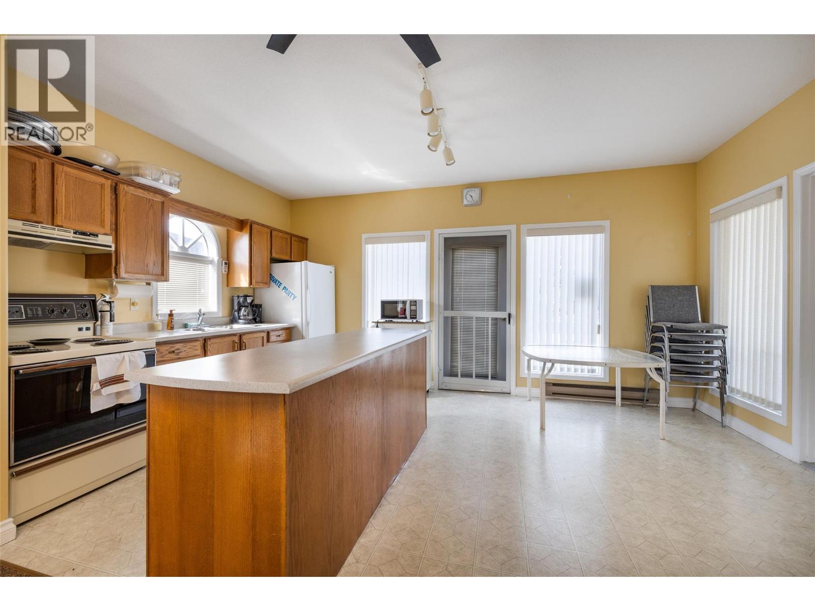 1020 Lanfranco Road Unit# 28