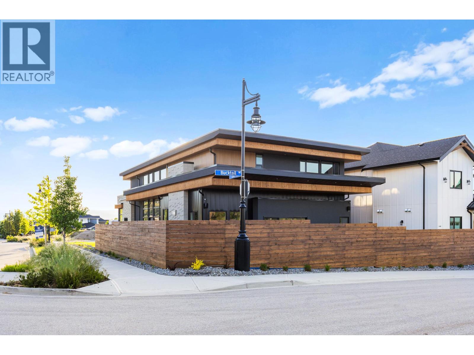 4983 Bucktail Lane
