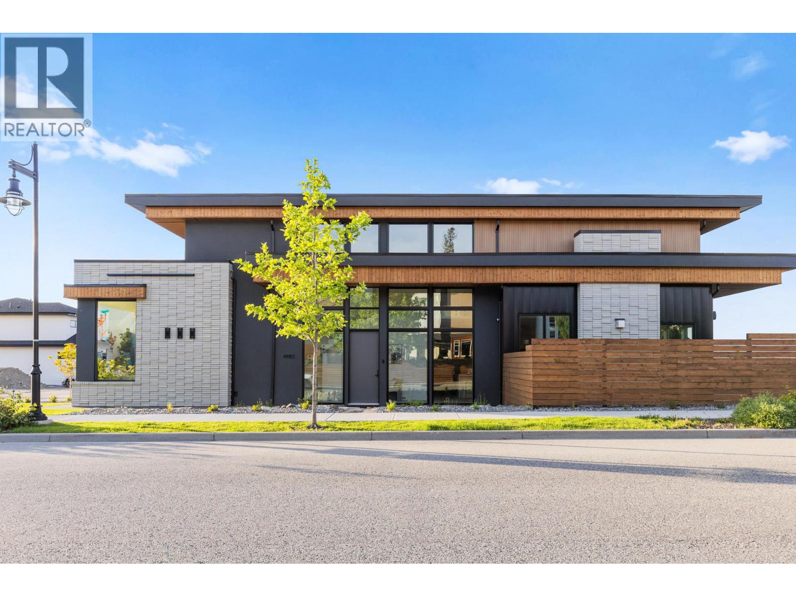 4983 Bucktail Lane