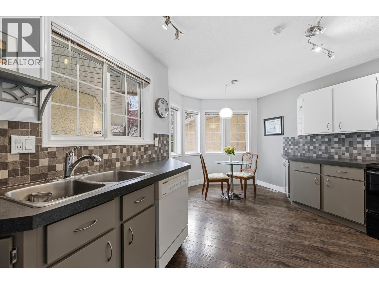 1225 Brookside Avenue Unit# 7