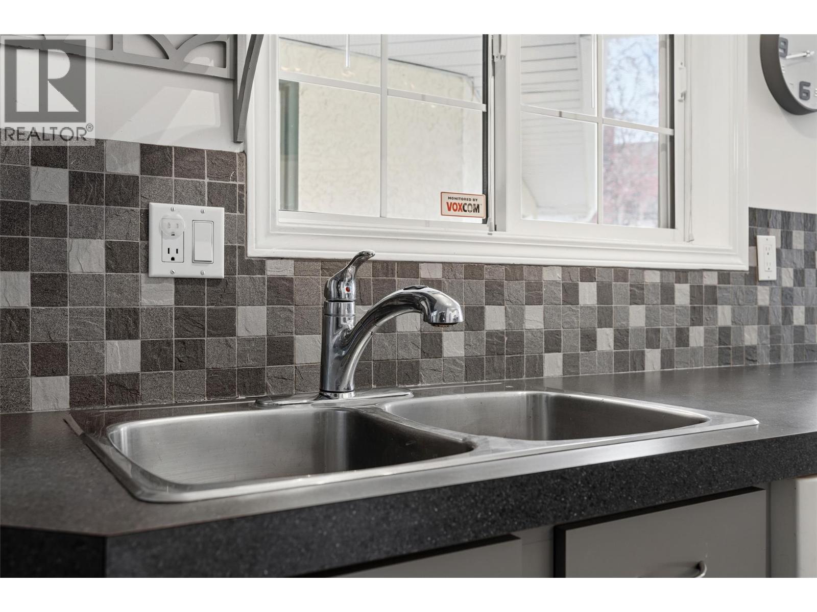 1225 Brookside Avenue Unit# 7