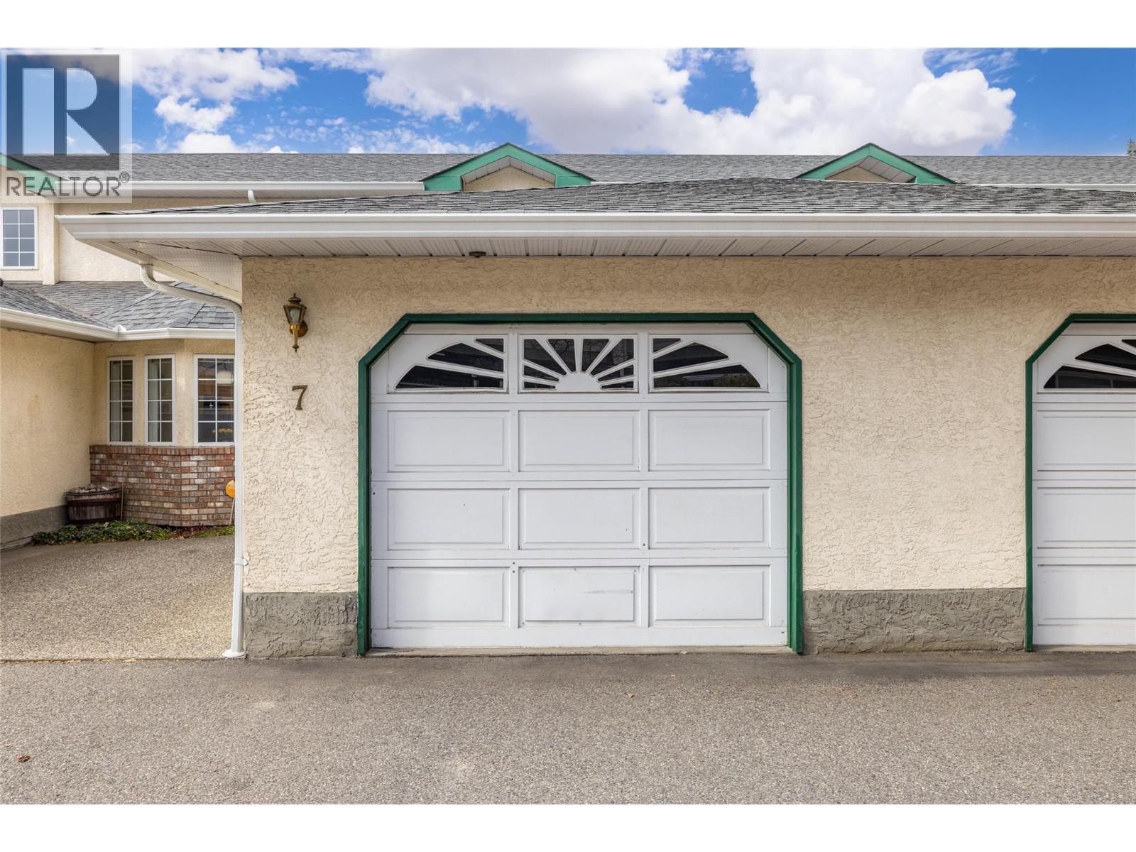 1225 Brookside Avenue Unit# 7