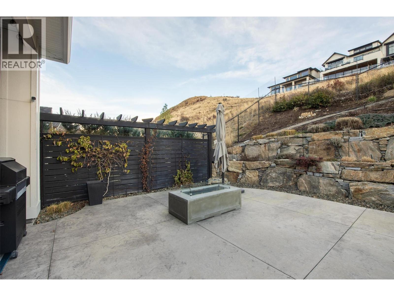 5499 Mountainside Drive