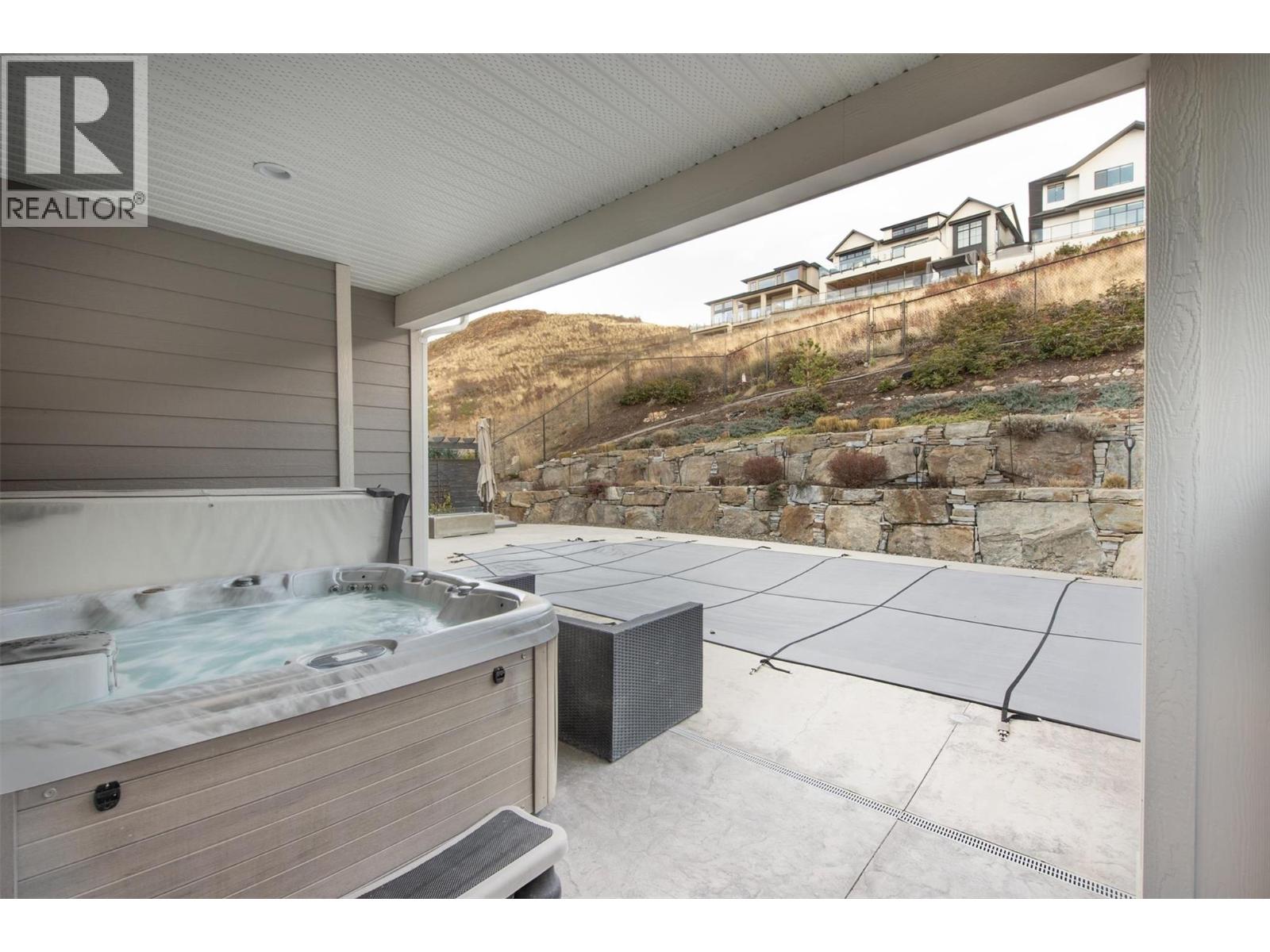 5499 Mountainside Drive